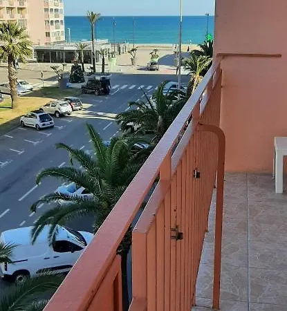 Dauphin 7 Spacieux Vue Proche Commerces Apartamento *
